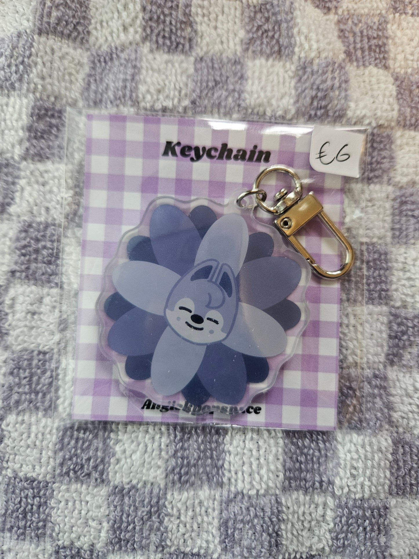 Bangchan flower keychain